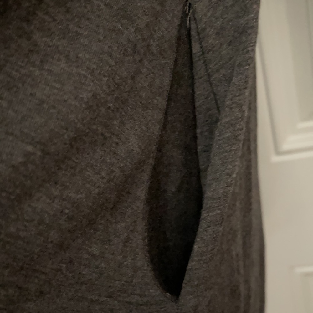 Shop Basic Top, small, gray - Picture 6 of 9
